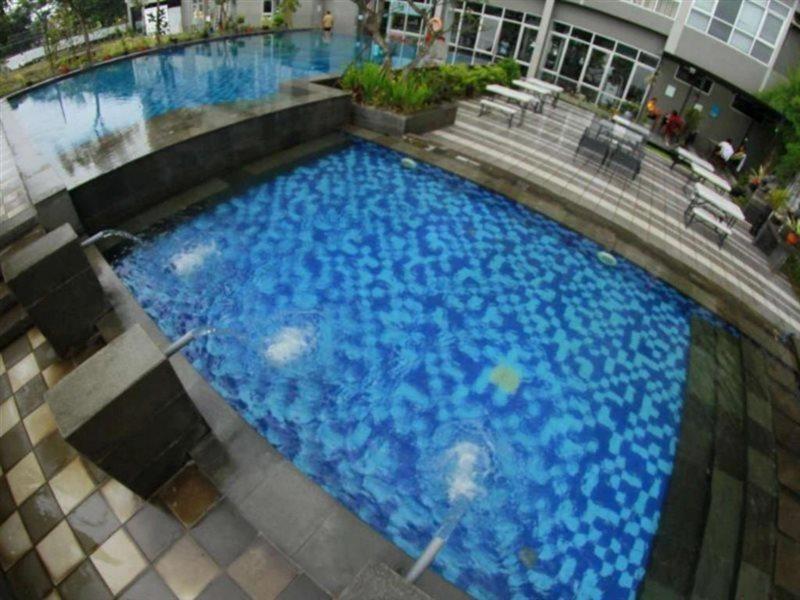 Valore Hotel Cimahi Экстерьер фото