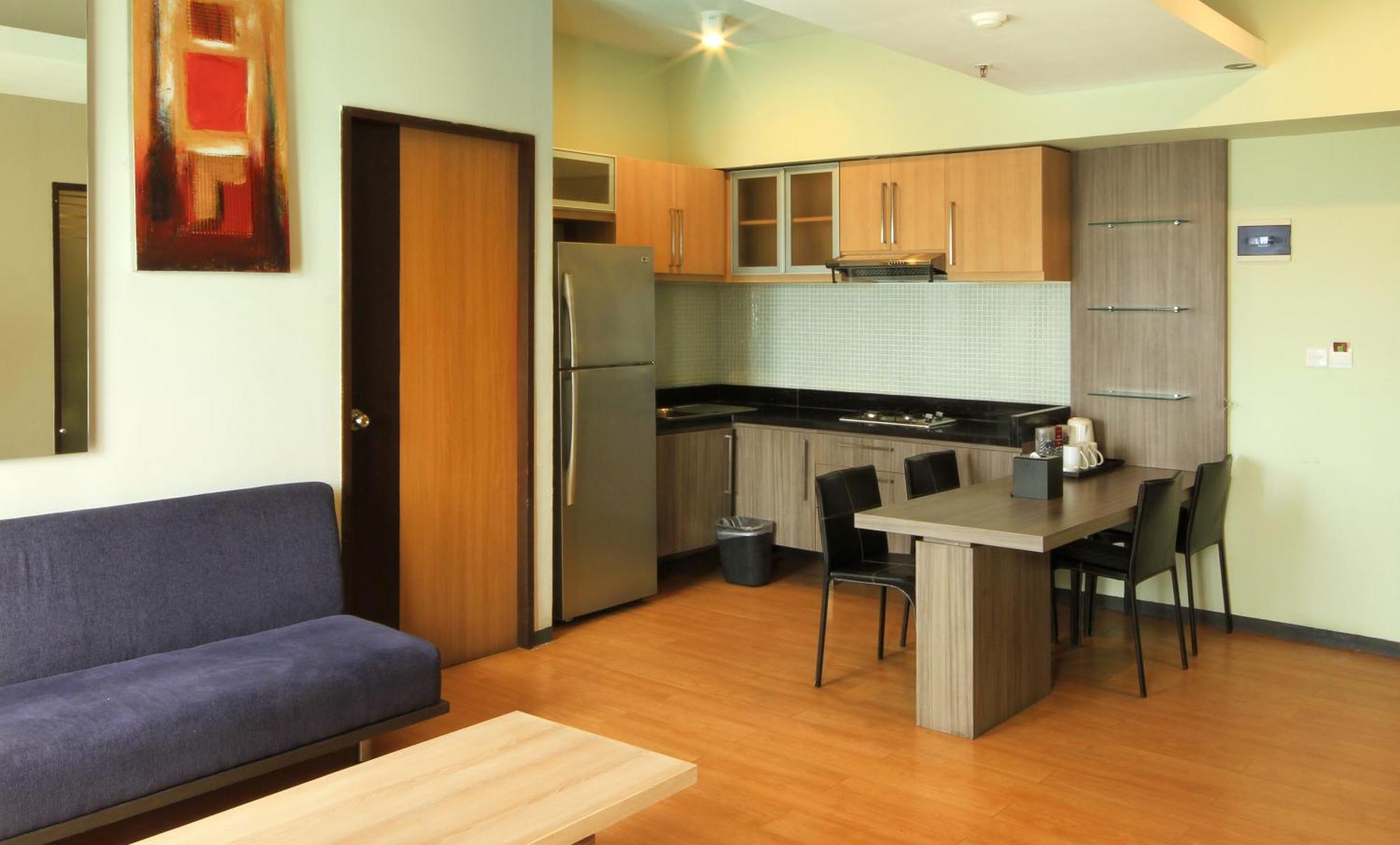Valore Hotel Cimahi Экстерьер фото