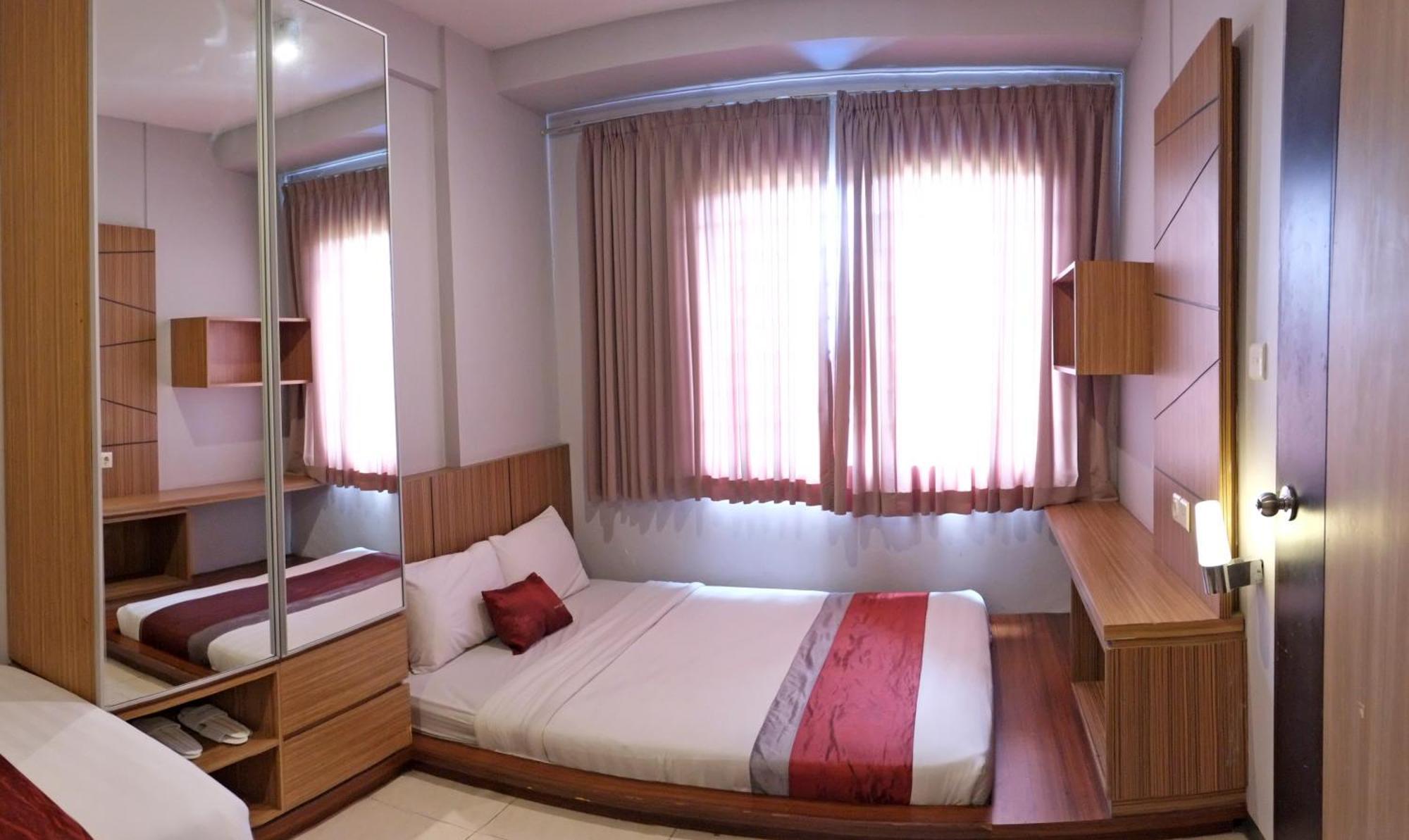 Valore Hotel Cimahi Экстерьер фото