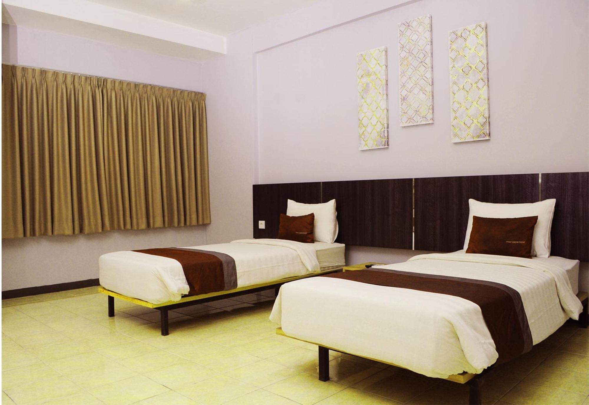 Valore Hotel Cimahi Экстерьер фото